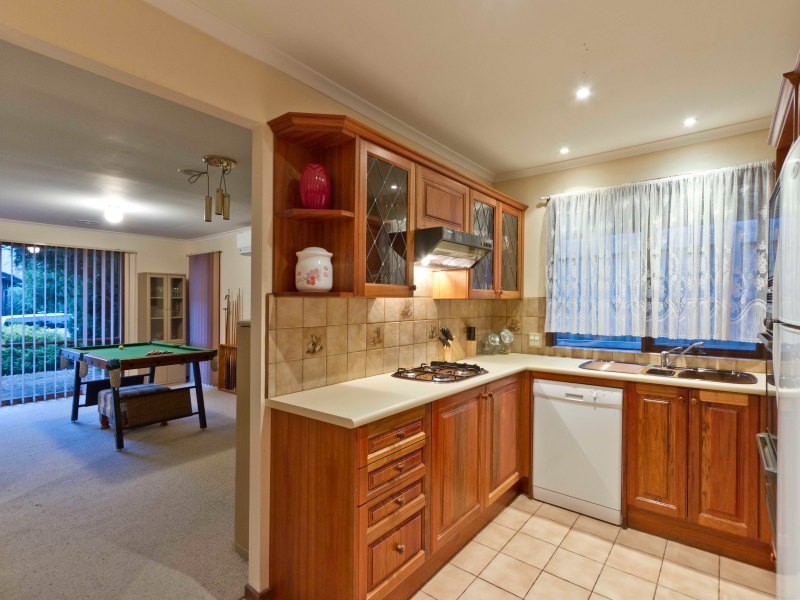 75 Raphael Crescent, Frankston VIC 3199