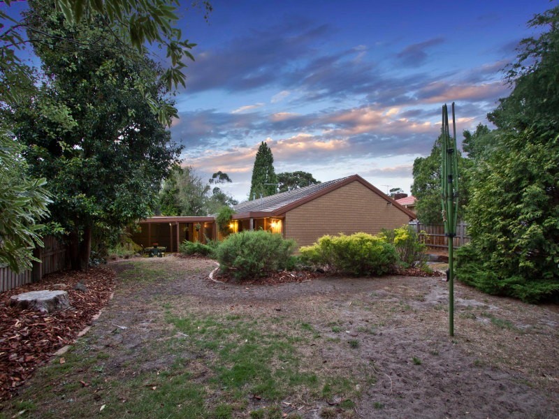 75 Raphael Crescent, Frankston VIC 3199