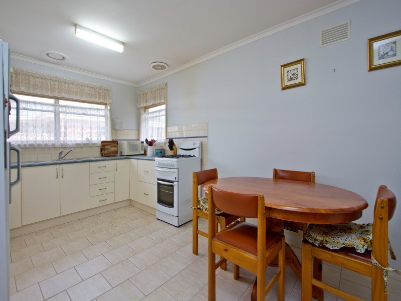 17 Wirilda Crescent, Frankston North VIC 3200