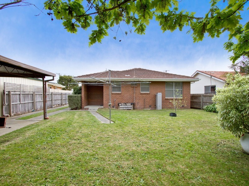 17 Wirilda Crescent, Frankston North VIC 3200