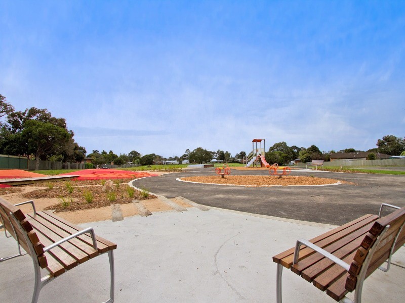 17 Wirilda Crescent, Frankston North VIC 3200