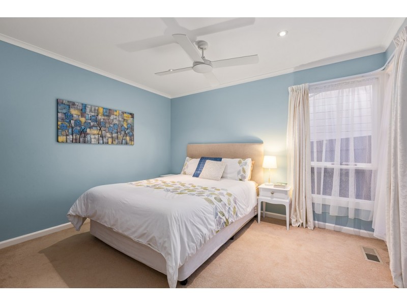 1 Heatherhill Road, Frankston VIC 3199