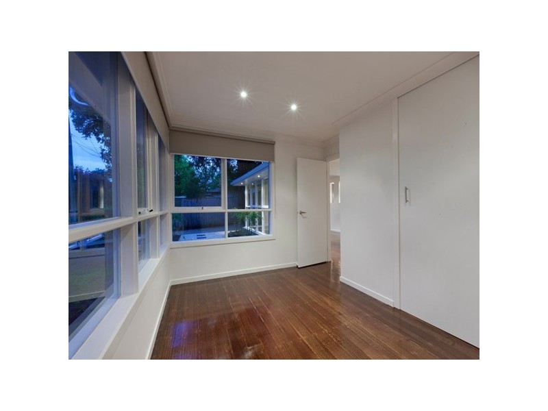 16 Tudor Court, Frankston VIC 3199