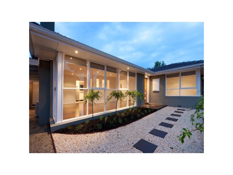 16 Tudor Court, Frankston VIC 3199