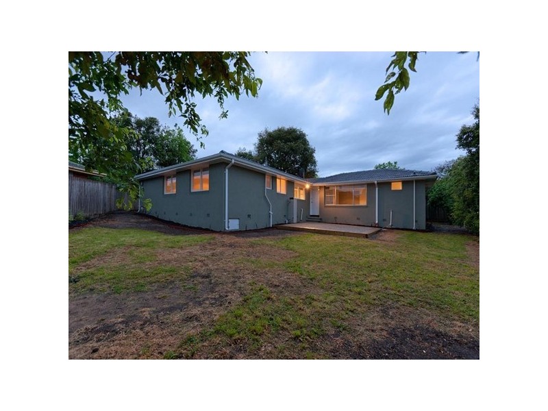 16 Tudor Court, Frankston VIC 3199