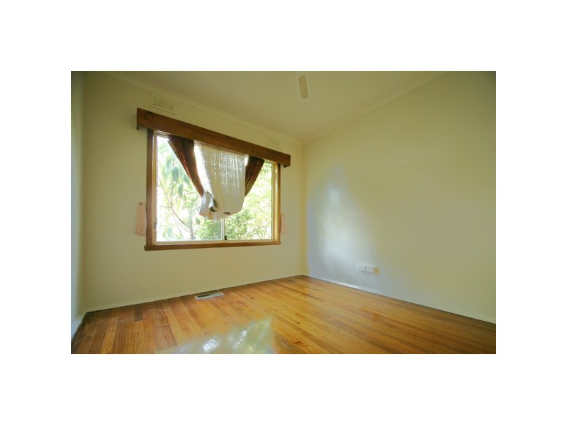 39 Candlebark Crescent, Frankston North VIC 3200