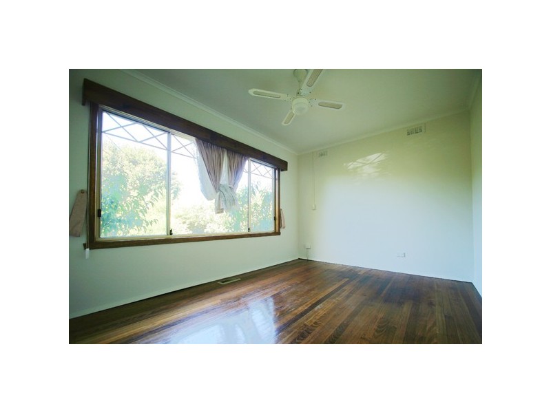 39 Candlebark Crescent, Frankston North VIC 3200