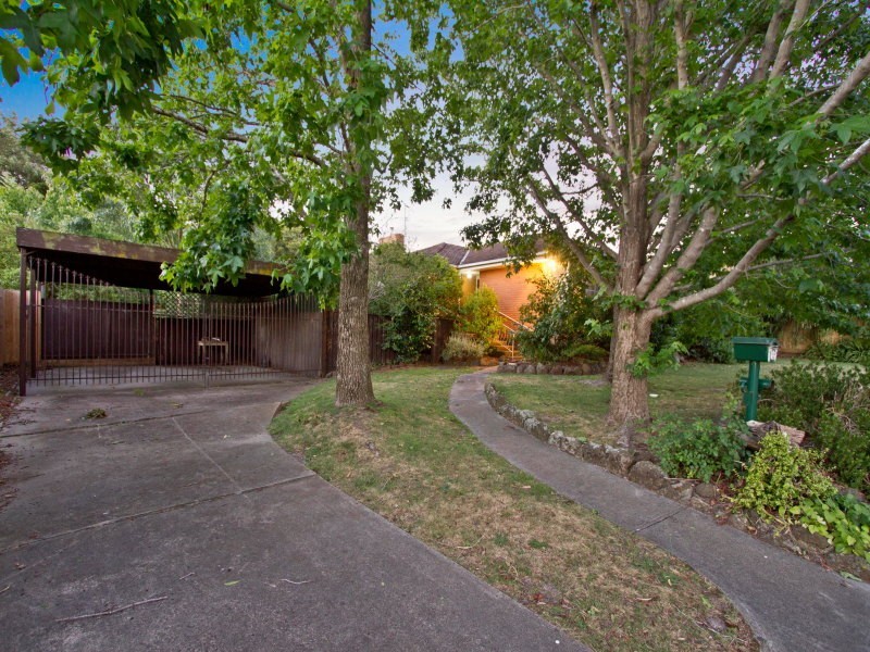 5 Beaumont Crescent, Frankston VIC 3199