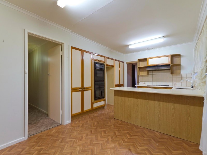 5 Beaumont Crescent, Frankston VIC 3199