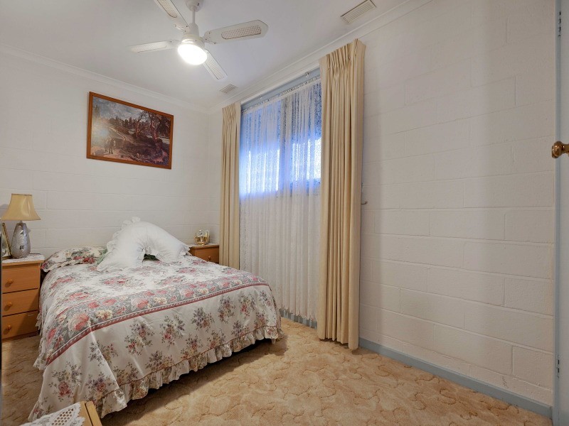 1/14 Carder Avenue, Seaford VIC 3198