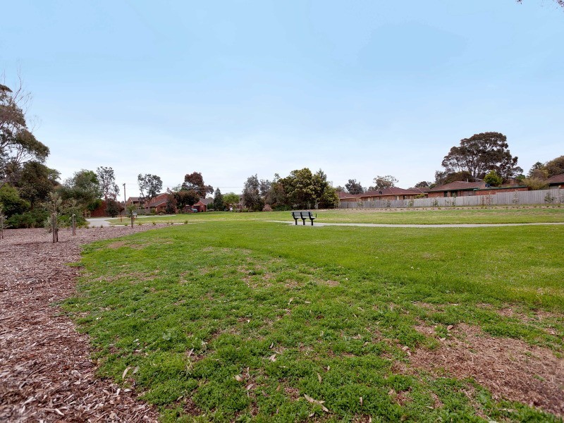 1/14 Carder Avenue, Seaford VIC 3198