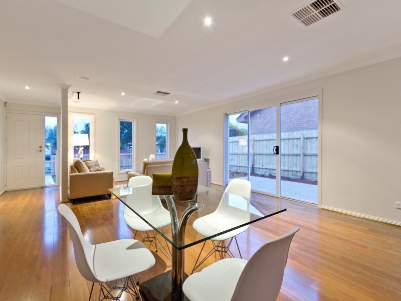 12 Braemer Street, Seaford VIC 3198