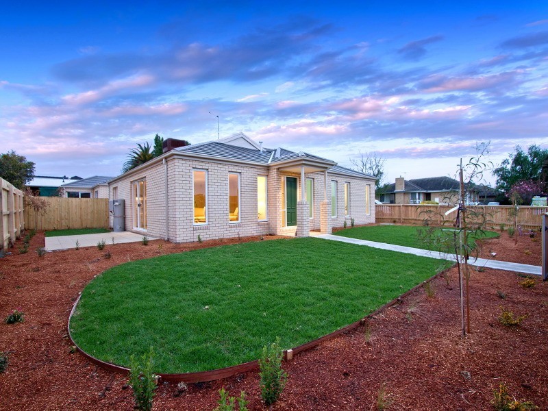 12 Braemer Street, Seaford VIC 3198