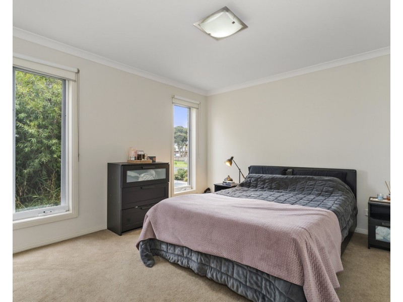 10 Braemar Street, Seaford VIC 3198