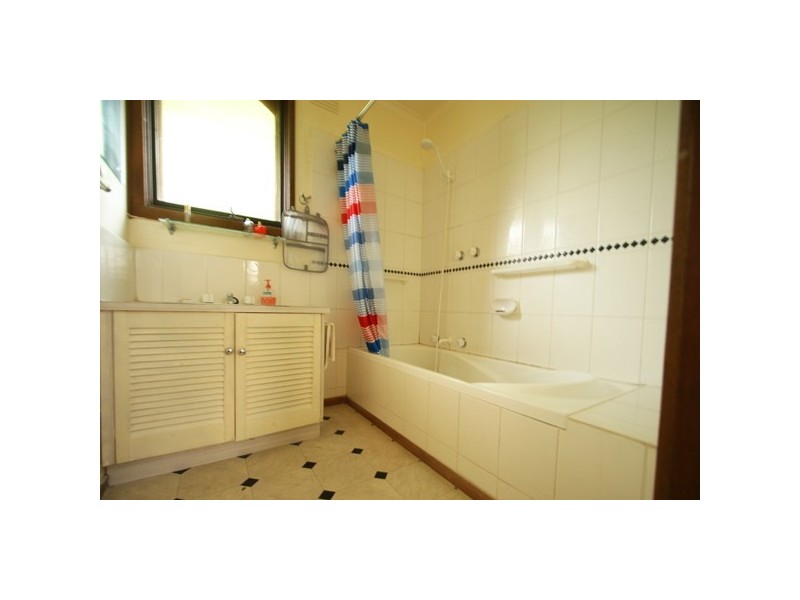 4 Tomasina Court, Langwarrin VIC 3910