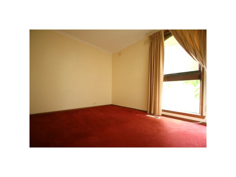 4 Tomasina Court, Langwarrin VIC 3910