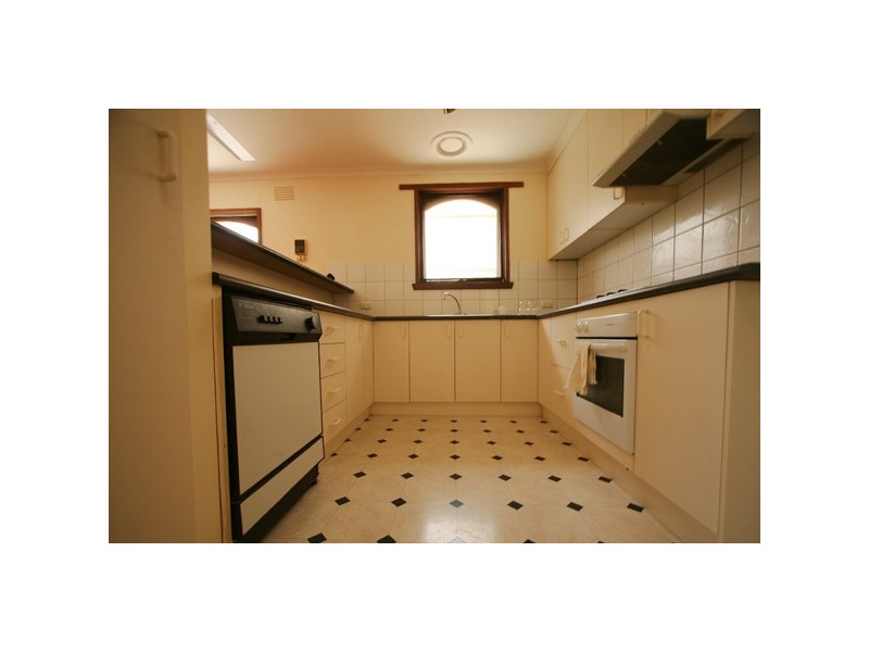 4 Tomasina Court, Langwarrin VIC 3910