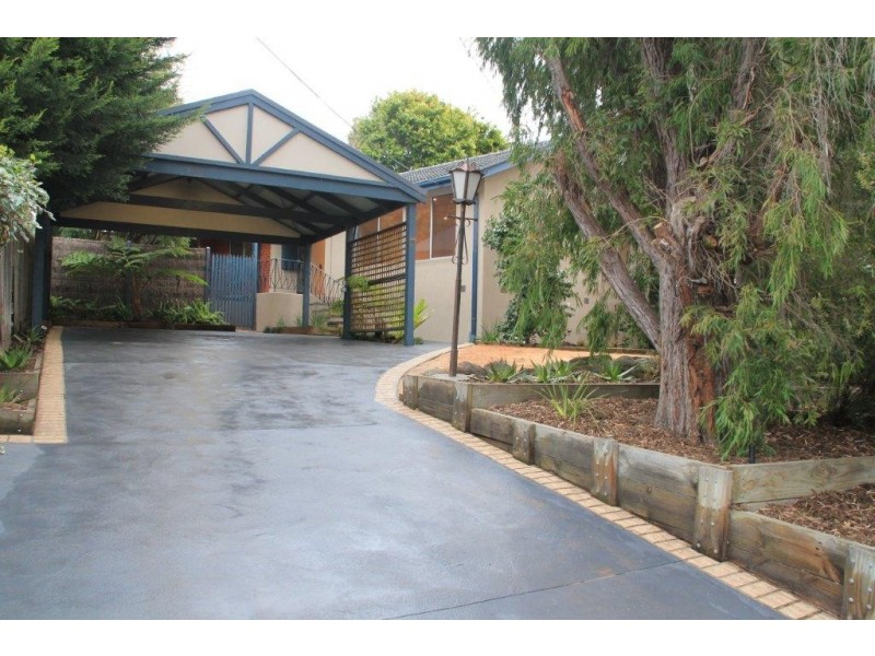 26 Derna Crescent, Frankston VIC 3199