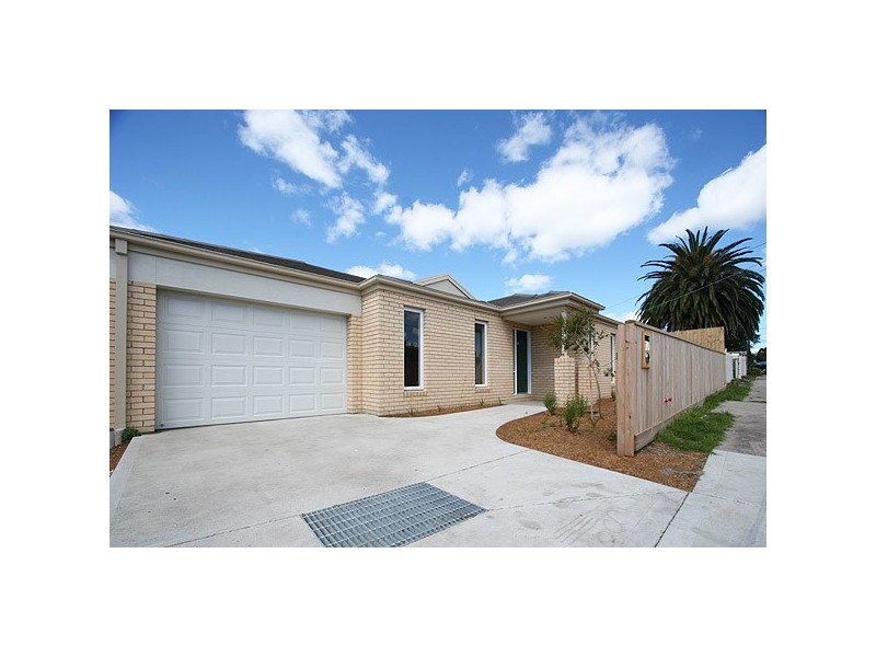 10 Braemar Street, Seaford VIC 3198
