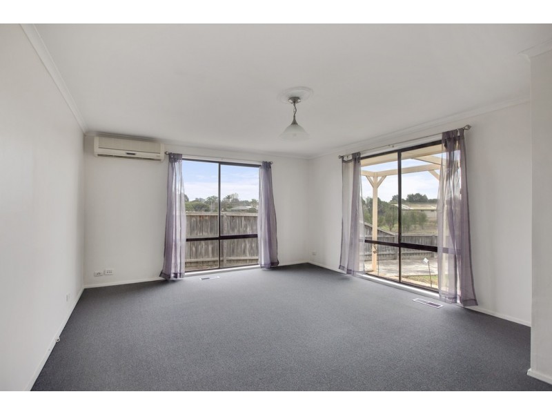 21 Bundy Court, Frankston North VIC 3200