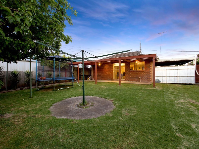 29 Woodvale Drive, Carrum Downs VIC 3201