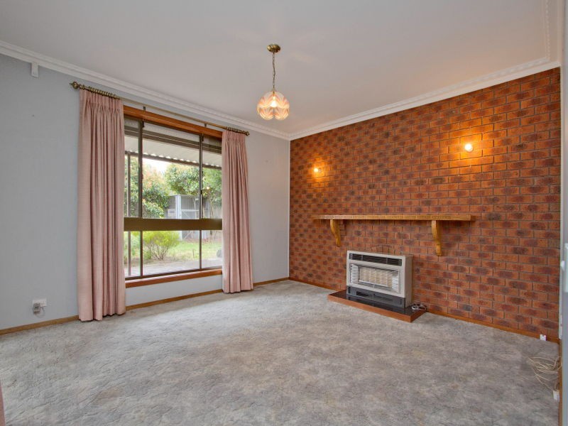 64 Willow Road, Frankston VIC 3199