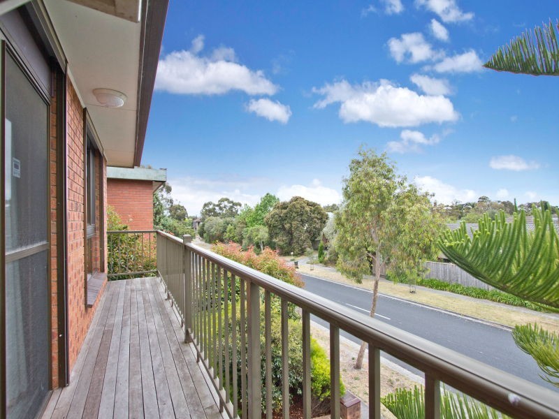 64 Willow Road, Frankston VIC 3199