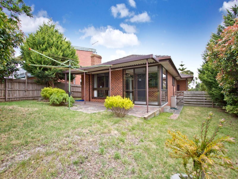64 Willow Road, Frankston VIC 3199