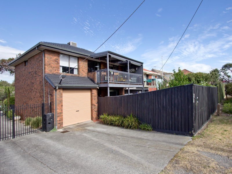 1/8 Nepean Highway, Seaford VIC 3198