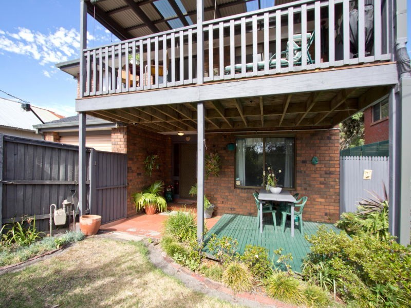 1/8 Nepean Highway, Seaford VIC 3198