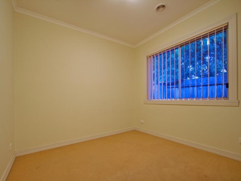 2/32 Fairway Street, Frankston VIC 3199