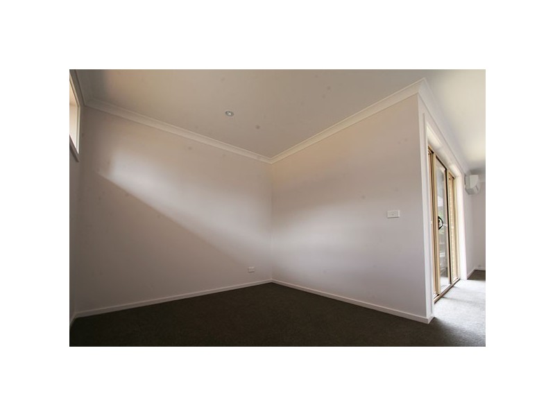 2/67 Armata Crescent, Frankston North VIC 3200