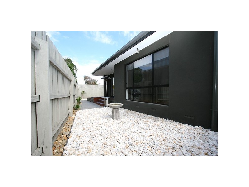 2/376 Station Street, Chelsea VIC 3196