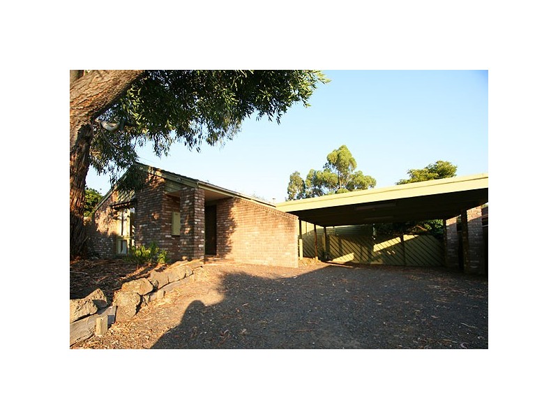 131 Rosedale Grove, Frankston South VIC 3199