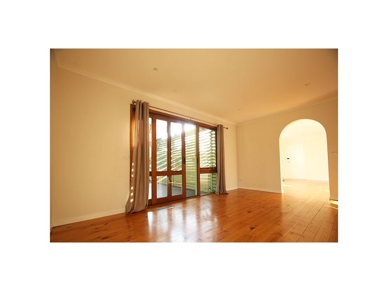 131 Rosedale Grove, Frankston South VIC 3199