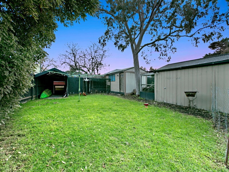 3 Neville Avenue, Seaford VIC 3198