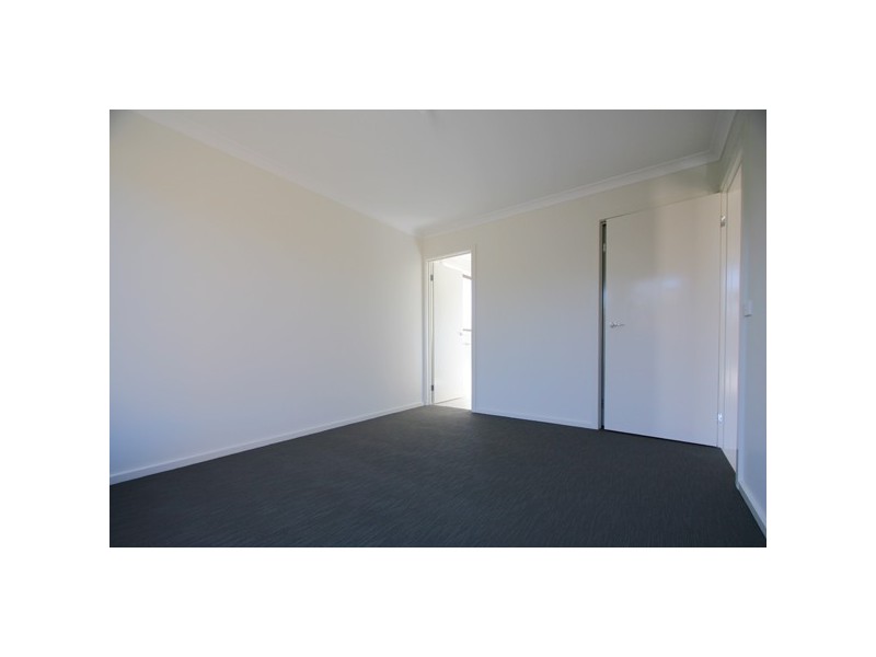 2/15 Warrenwood Place, Langwarrin VIC 3910