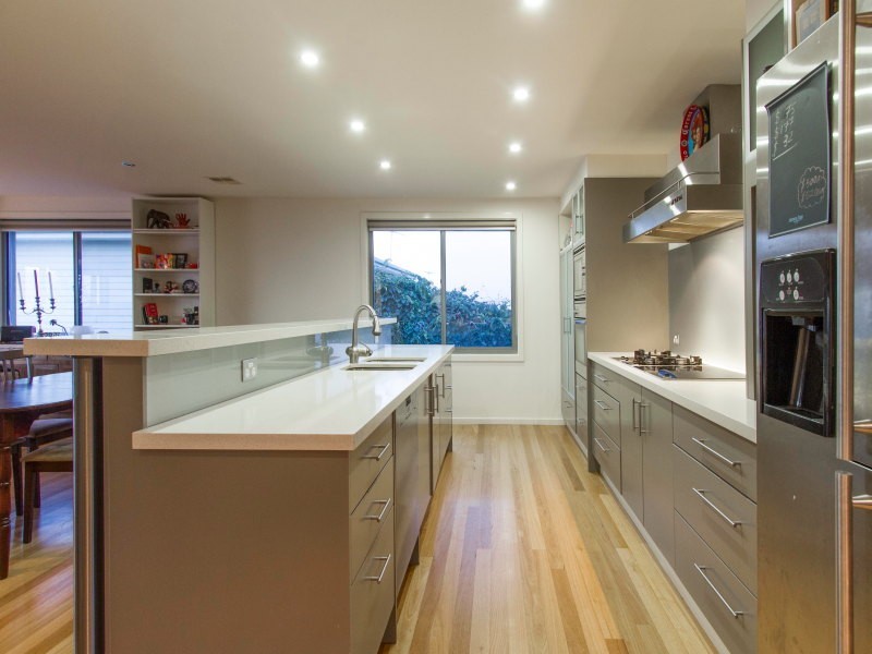 24 Matong Road, Mount Eliza VIC 3930
