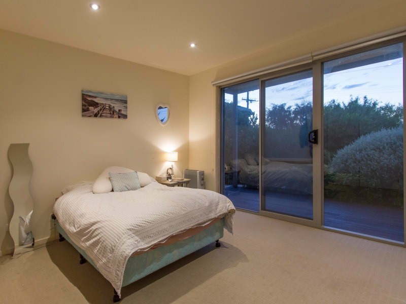 24 Matong Road, Mount Eliza VIC 3930