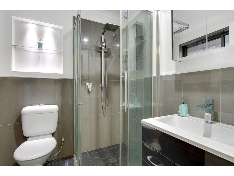 12 Samantha Court, Frankston VIC 3199