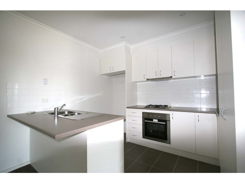 2/34 Coral Street, Frankston VIC 3199