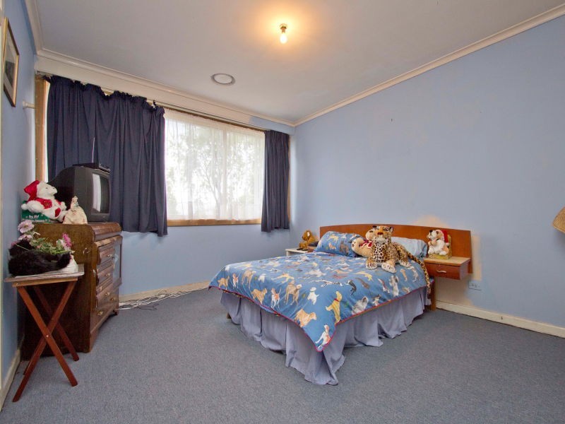 24 Wave Street, Frankston VIC 3199