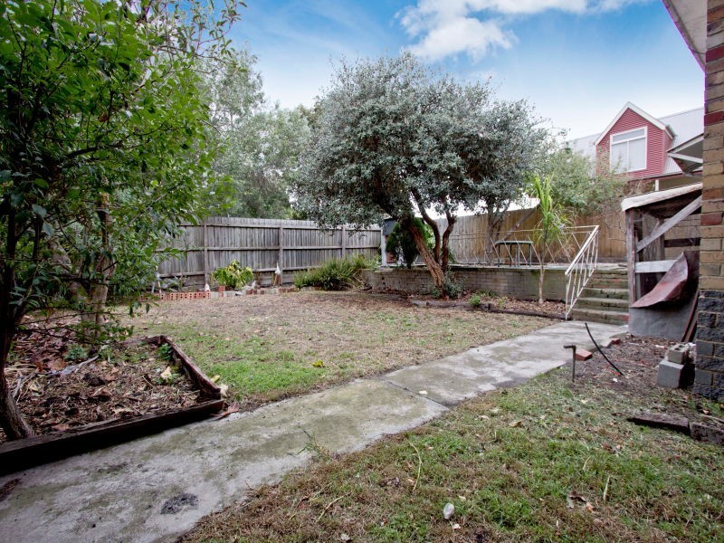 24 Wave Street, Frankston VIC 3199