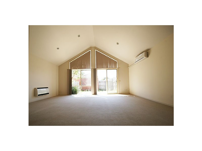 119 Railway Parade, Seaford VIC 3198