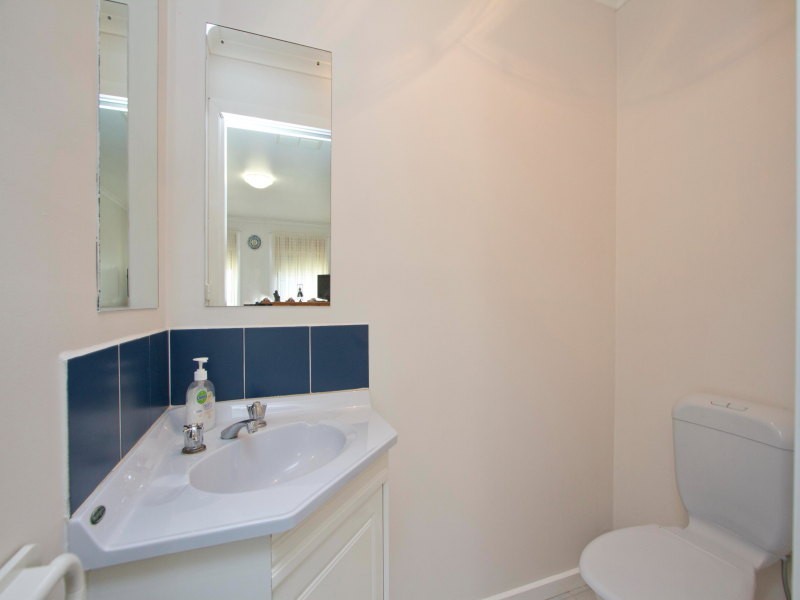 15 Whitewood Street, Frankston North VIC 3200