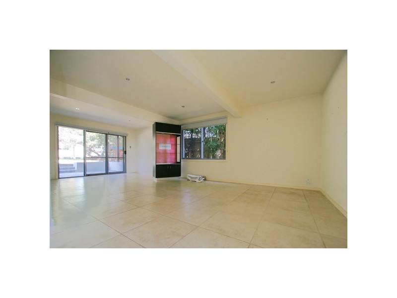 24 Matong Road, Mount Eliza VIC 3930
