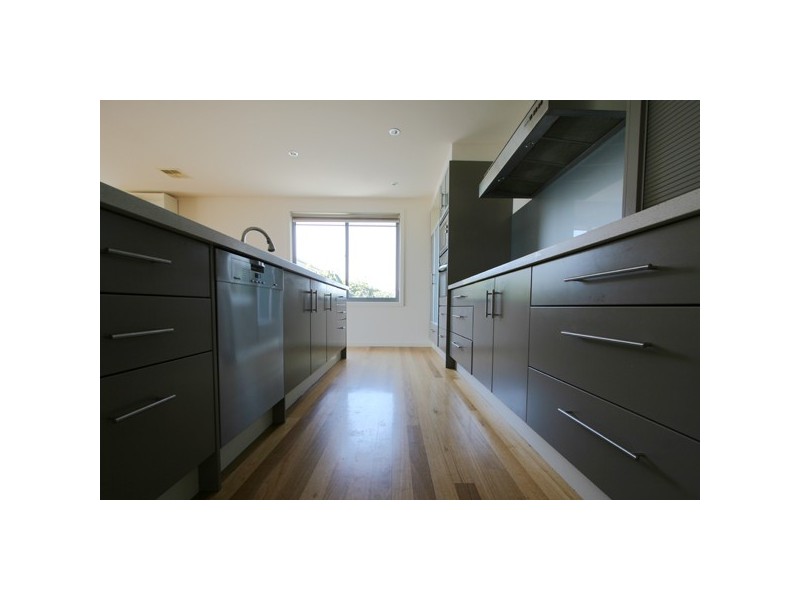 24 Matong Road, Mount Eliza VIC 3930