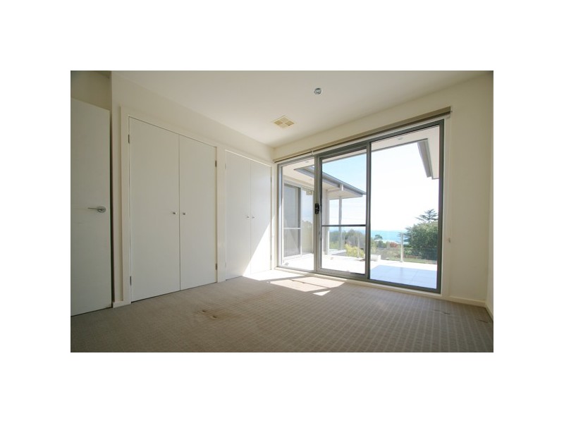 24 Matong Road, Mount Eliza VIC 3930