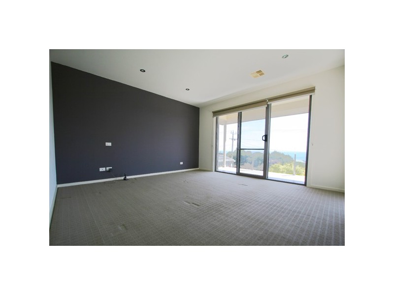 24 Matong Road, Mount Eliza VIC 3930