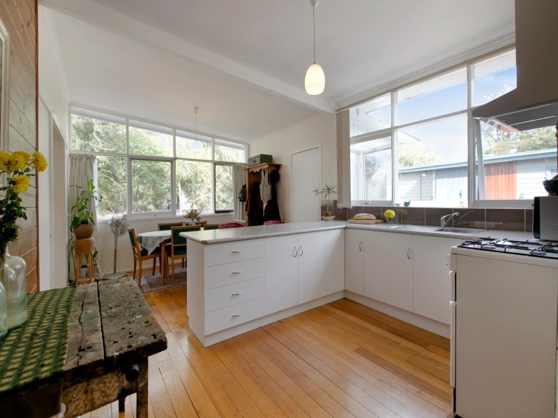 17 Coprosma Avenue, Frankston VIC 3199